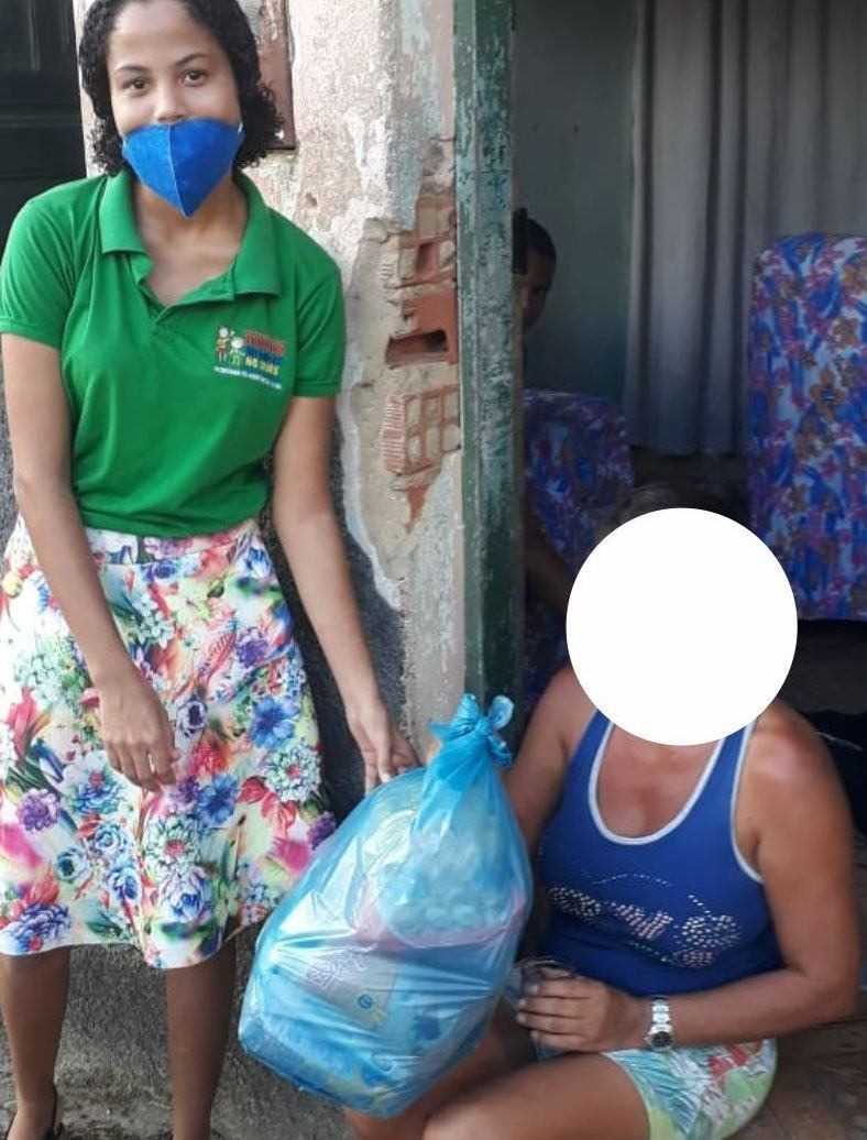 Camacã: Secretaria de Assistência Social doa cestas básicas para amenizar o enfrentamento do coronavírus